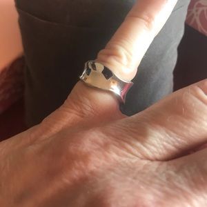 Size 5 Lia Sophia Ring in silver